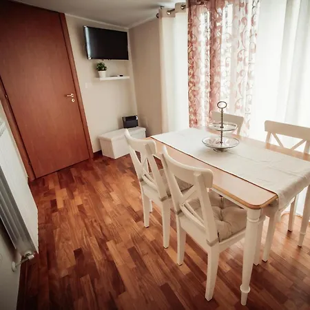 דירה La Terrazza Dei Gemelli - ונוסה